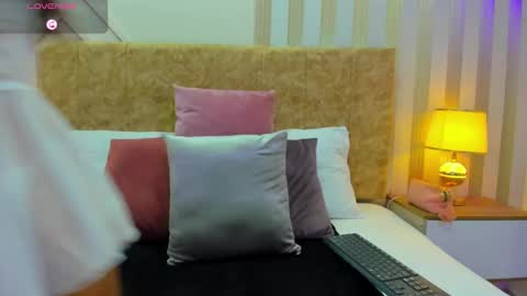 ashley online show from January 22, 2:56 pm