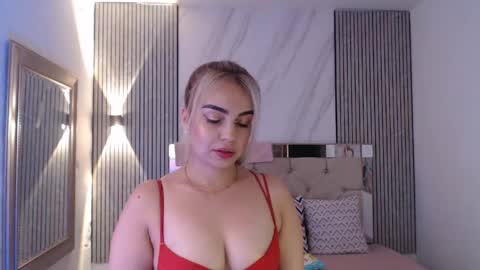 ashley__tylor online show from April 12, 3:00 am
