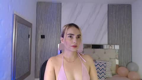 ashley__tylor online show from May 18, 4:13 pm