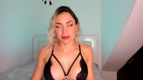 ashley_blair online show from February 28, 12:20 pm