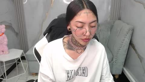 Snapshot of ashley_blum_v chatting on November 12, 8:52 pm ashley_blum_v online show from November 12, 8:52 pm