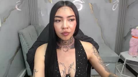 Snapshot of ashley_blum_v chatting on December 5, 8:05 pm ashley_blum_v online show from December 5, 8:05 pm