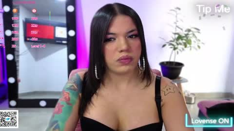 Snapshot of ashley_midnight chatting on May 24, 8:14 pm Ashley online show from May 24, 8:14 pm