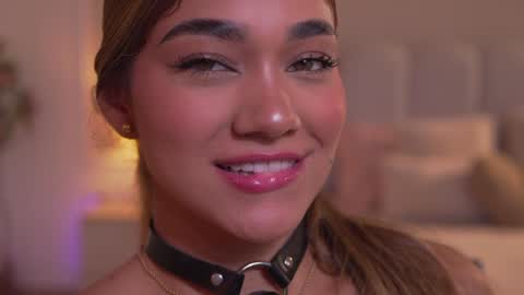 Snapshot of ashley_ospino chatting on November 15, 1:14 am Ashley online show from November 15, 1:14 am