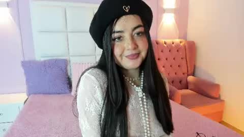 Snapshot of ashley_petit chatting on July 20, 1:13 pm ashley_petit online show from July 20, 1:13 pm