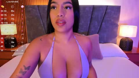 Sara Smith online show from September 19, 7:36 pm