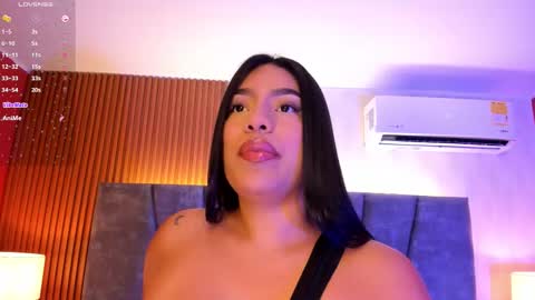 Sara Smith online show from November 24, 7:02 pm