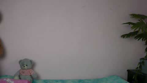 Snapshot of ashley_winhouse chatting on May 15, 2:13 pm ashley_winhouse online show from May 15, 2:13 pm