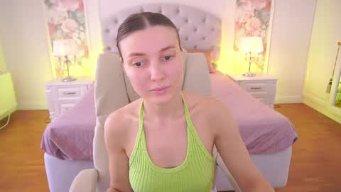 ashleybaee online show from May 27, 11:07 am
