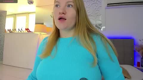 AshleyJonse online show from October 5, 5:17 am