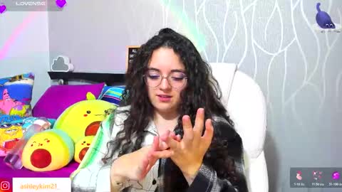 .. Ashley .. online show from November 29, 1:41 am