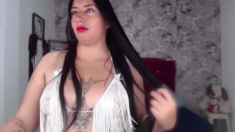 Snapshot of ashleymonroe14 chatting on November 6, 2:34 am LORE online show from November 6, 2:34 am