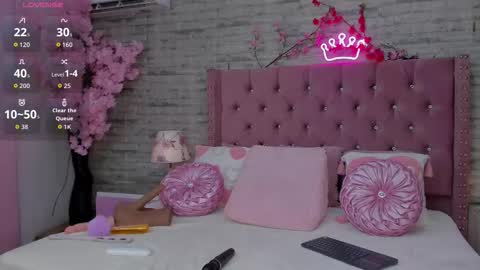 ashleynelsonn online show from January 9, 9:27 pm