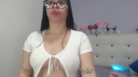 Snapshot of ashleyness chatting on November 16, 12:33 pm Ashley online show from November 16, 12:33 pm