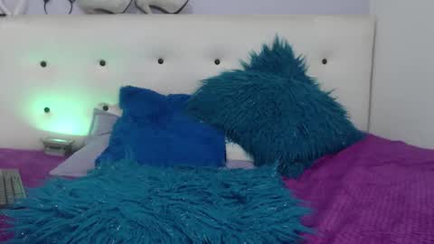 Snapshot of ashleyness chatting on January 9, 8:32 pm Ashley online show from January 9, 8:32 pm