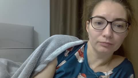 Ashley online show from December 5, 5:38 am