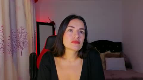 ASHLEY online show from February 5, 4:33 pm