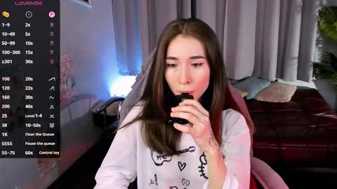 Ashley online show from December 14, 1:16 pm