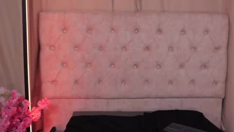 Ashley Lauren online show from February 12, 7:02 am