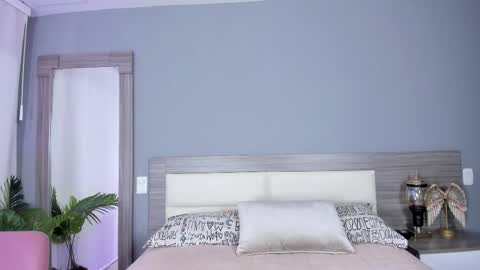 Snapshot of ashly_hills chatting on October 25, 3:58 am Ashly online show from October 25, 3:58 am