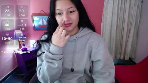 Ashly online show from October 11, 11:42 am
