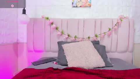 Snapshot of ashly_ruiz chatting on July 16, 8:59 pm ASHLY online show from July 16, 8:59 pm