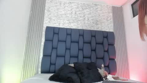 ashlybenison online show from April 3, 5:16 am