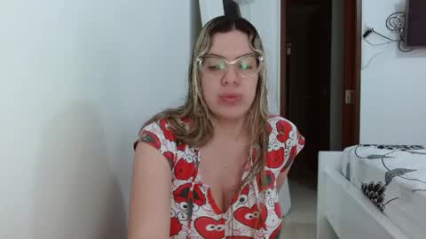 AshlyMoon online show from January 6, 5:49 pm