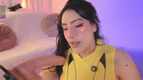 Ash  online show from February 22, 2:24 am