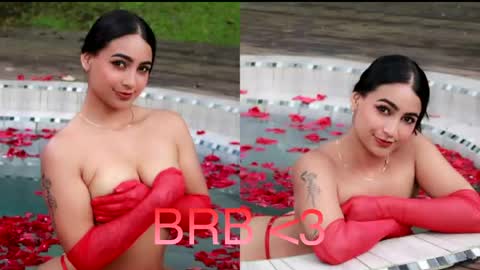 Ashly Rouxx online show from May 16, 12:40 am