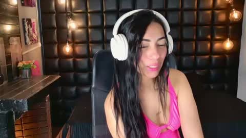 ashlyy sweet  online show from July 10, 6:32 pm