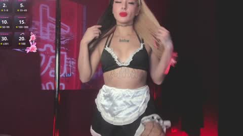 Snapshot of ashmila chatting on January 29, 3:44 am Mila online show from January 29, 3:44 am