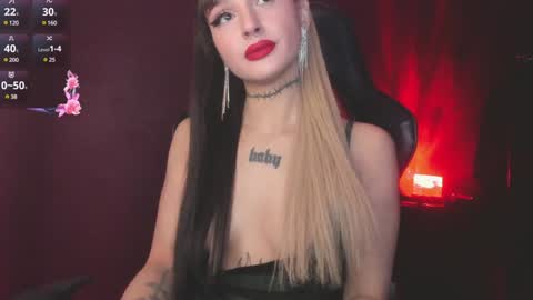 Snapshot of ashmila chatting on February 2, 6:37 am Mila online show from February 2, 6:37 am