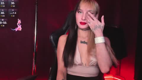 Snapshot of ashmila chatting on February 5, 11:44 am Mila online show from February 5, 11:44 am