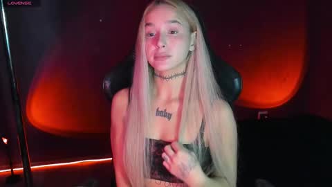 Snapshot of ashmila chatting on September 25, 5:22 am Mila online show from September 25, 5:22 am