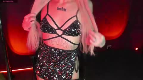 Snapshot of ashmila chatting on September 29, 7:46 am Mila online show from September 29, 7:46 am