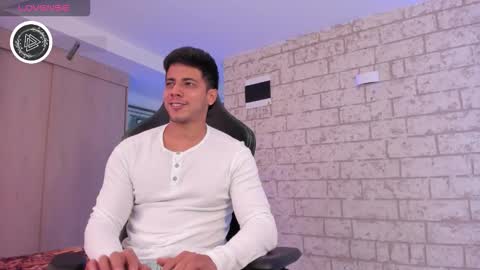 my name real is camilo online show from February 5, 11:15 am