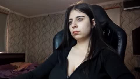 Lina online show from February 11, 12:37 am