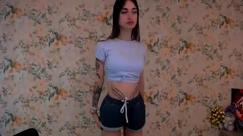 Snapshot of asia_n_ chatting on January 4, 10:38 am asia_n_ online show from January 4, 10:38 am