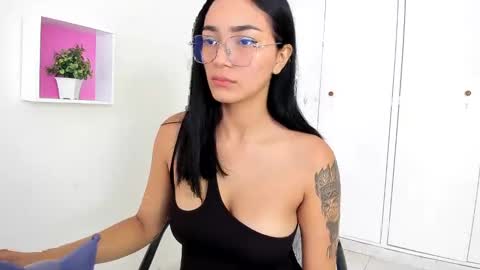 Camila online show from January 10, 12:58 pm