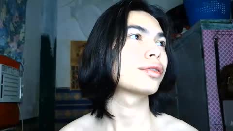 asian_babyboi online show from June 2, 3:03 pm
