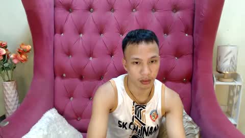 Snapshot of asian_cum_josh chatting on March 12, 8:41 am asian_cum_josh online show from March 12, 8:41 am