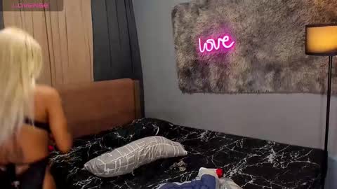 Snapshot of asian_cumsawyer chatting on November 10, 12:15 pm bigload CUM take me private show or passwordshow online show from November 10, 12:15 pm