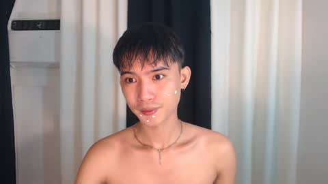 Snapshot of asian_cutiebaexx chatting on November 16, 9:20 pm Pat online show from November 16, 9:20 pm