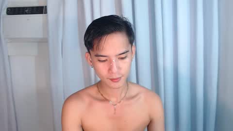 Snapshot of asian_cutiebaexx chatting on November 24, 4:12 am Pat online show from November 24, 4:12 am