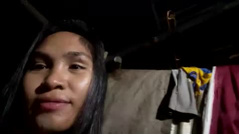 Snapshot of asian_girl2004 chatting on October 26, 10:43 am asian_girl2004 online show from October 26, 10:43 am