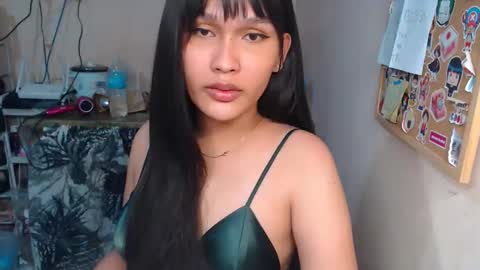 Snapshot of asian_glamm chatting on April 28, 2:27 am ANITA online show from April 28, 2:27 am