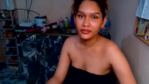 Snapshot of asian_glamm chatting on May 28, 5:32 pm ANITA online show from May 28, 5:32 pm