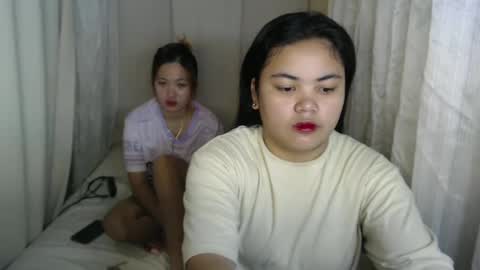 Snapshot of asian_honey69 chatting on January 28, 11:28 pm bb girl online show from January 28, 11:28 pm