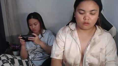 Snapshot of asian_honey69 chatting on January 15, 3:27 pm bb girl online show from January 15, 3:27 pm